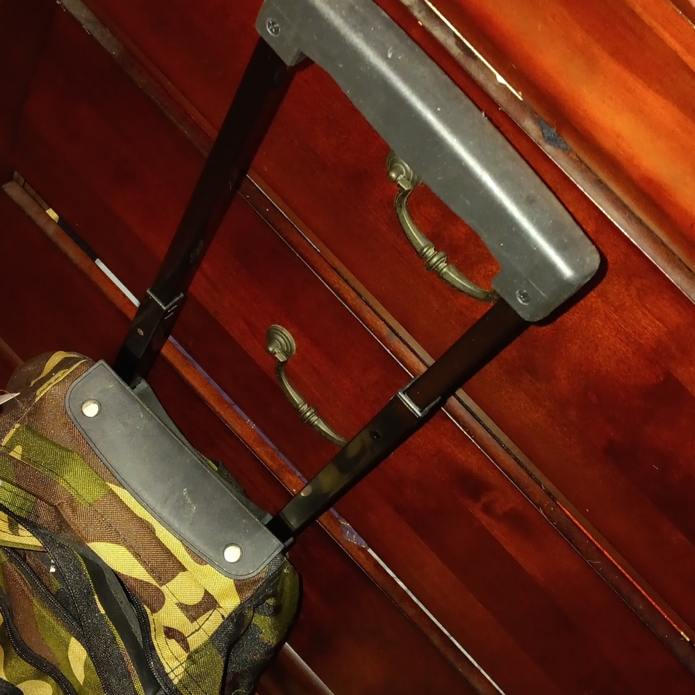 Rockland rolling backpack - Picture 2 of 6